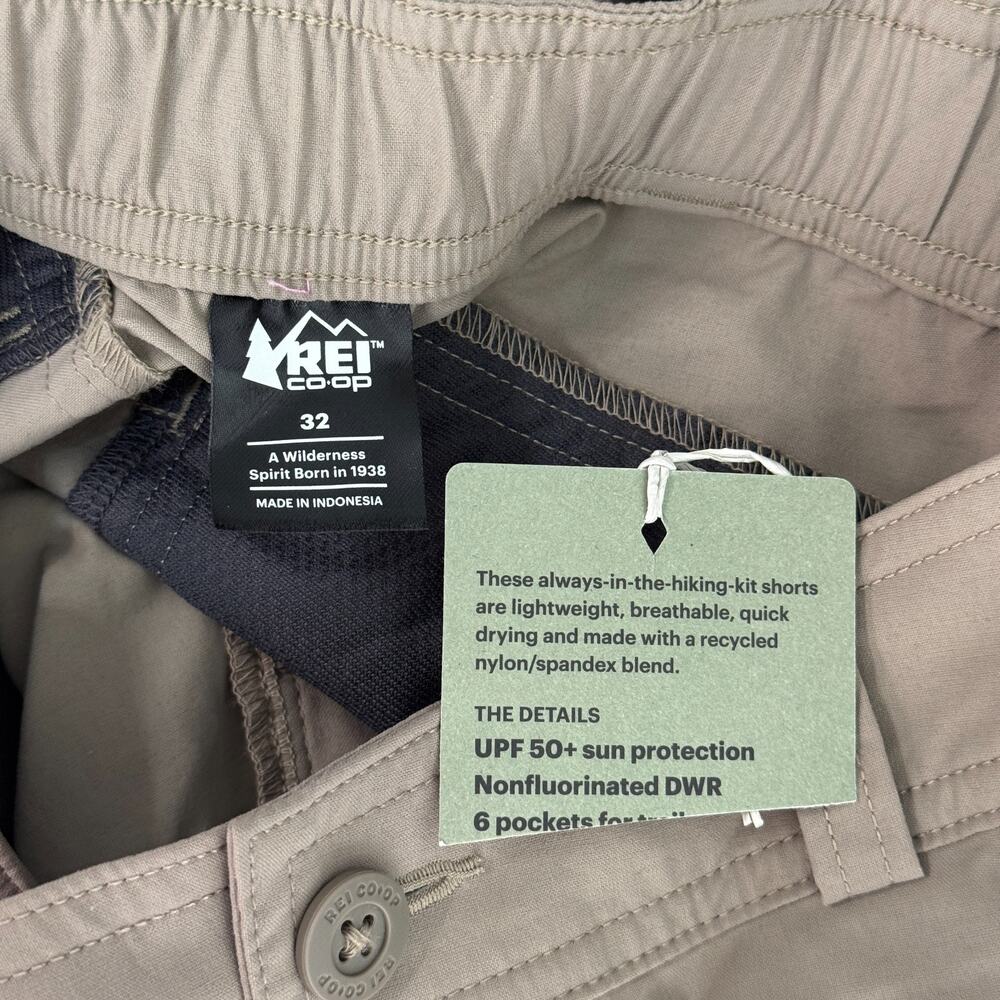 REI Shorts Mens 32 Sahara Cargo Camp Hike UPF 50 Lightweight Outdoor Camping NEW - Picture 3 of 10